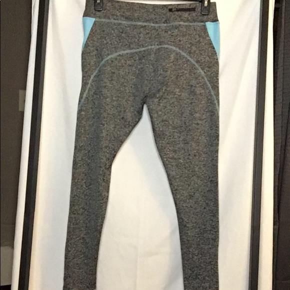 WinWin Women's Sports Leggings - Picture 2 of 6